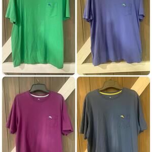 Tommy Bahama Bundle of 4 Short Sleeve Shirts - Small